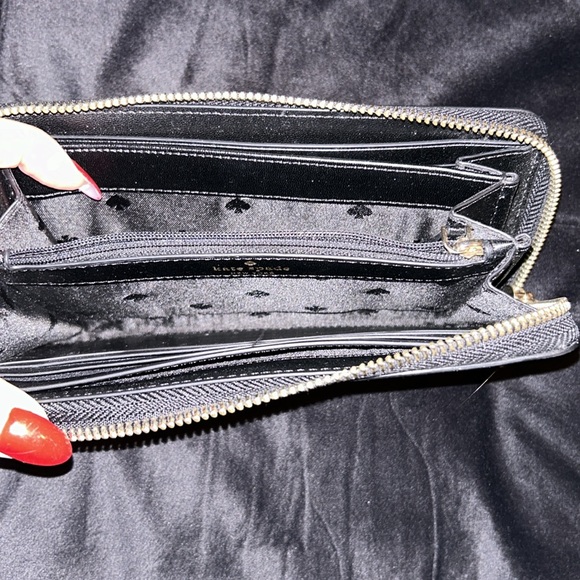 Wallet - Picture 3 of 3